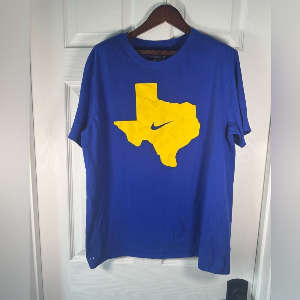 Nike Men’s Dri-Fit Texas Blue and Yellow Graphic Crewneck T-Shirt Size X-Large